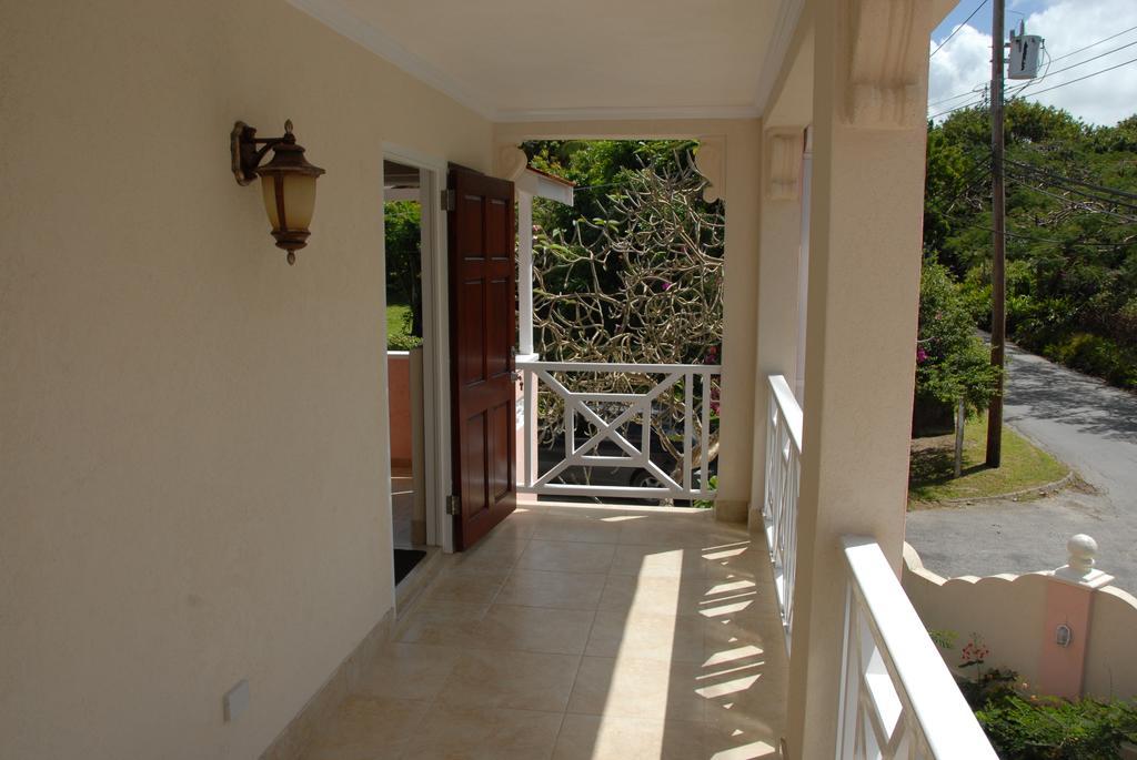 Sandy Bliss Condominiums Saint James Rom bilde